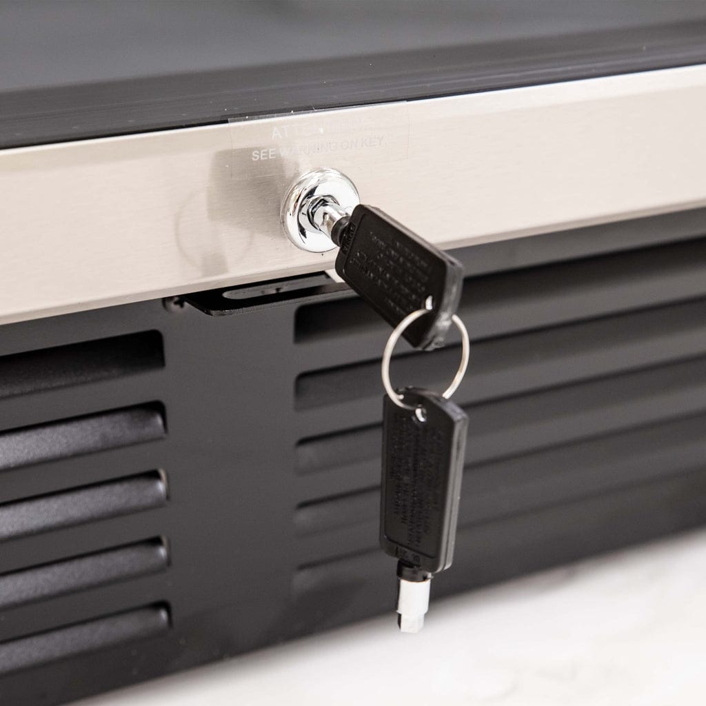 Avanti 130 Can Capacity Beverage Center BCA516SS I Luxury Appliances Direct