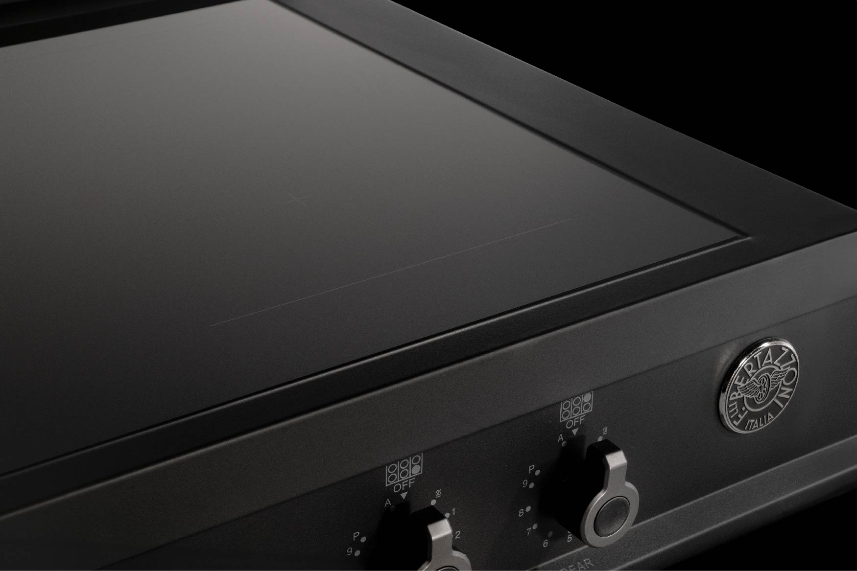 Bertazzoni 36-inch Carbonio 5 Induction Zone Rangetops