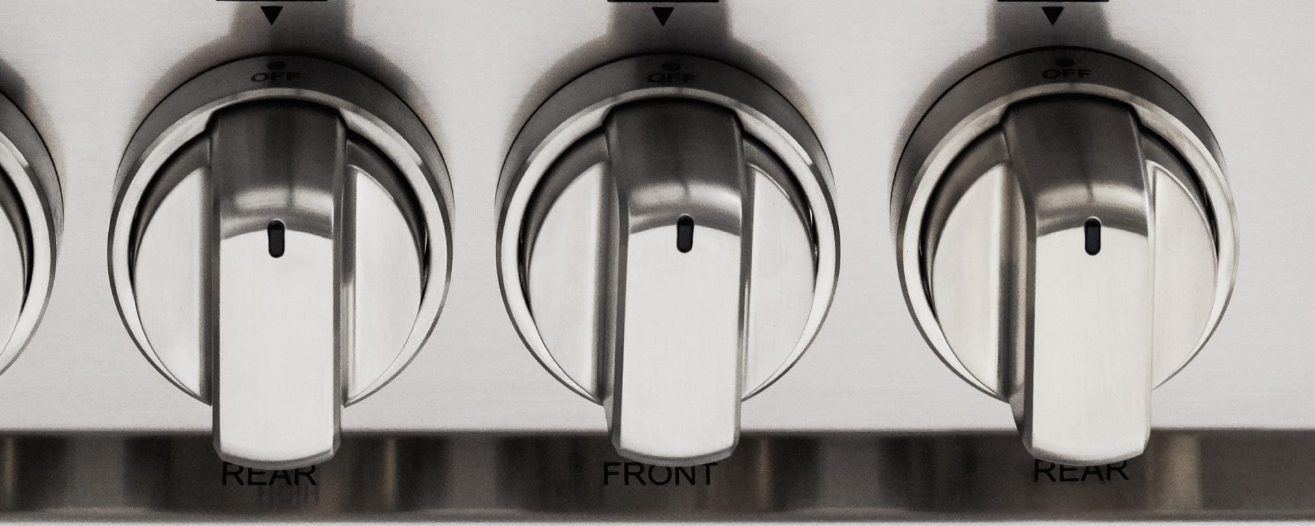 Bertazzoni Master Series 24" 4 Aluminum Burners Bianco Matt Freestanding All Gas Range With 2.5 Cu.Ft. Oven MAS244GASBIV I Luxury Appliances Direct
