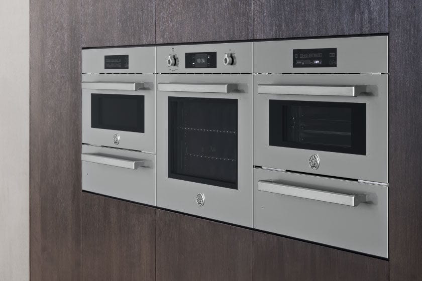 Bertazzoni Professional Series 30" 4.1 Cu.Ft. Stainless Steel Self-Clean Convection Electric Wall Oven With Bertazzoni Assistant PROF30FSEXT I Luxury Appliances Direct