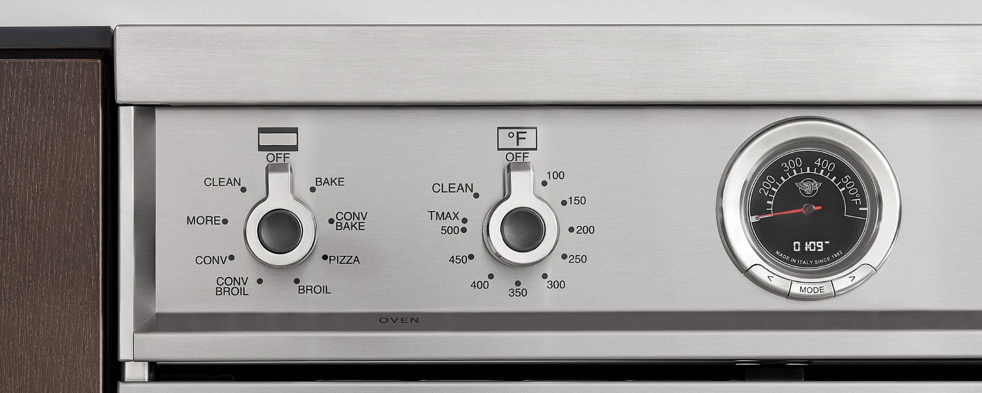 Bertazzoni Professional Series 30" 4 Heating Zones Rosso Freestanding Induction Range With 4.6 Cu.Ft. Self-Clean Oven PRO304IFEPROT I Luxury Appliances Direct