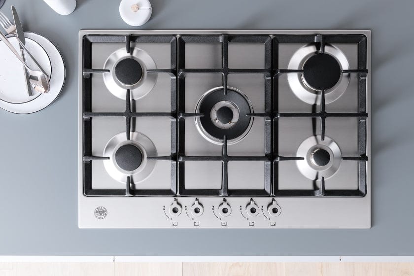 Bertazzoni Professional Series 36" 5 Aluminum Burners Stainless Steel Front Control Gas Cooktop PROF365CTXV I Luxury Appliances Direct
