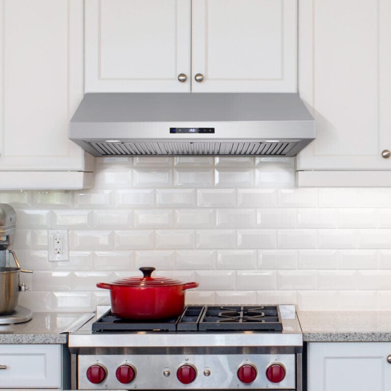 Cosmo 36-inch Under Cabinet Range Hood with Touch Control UMC36 I Luxury Appliances Direct