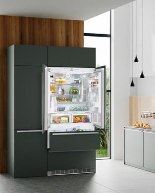 Liebherr 36" Integrated French Door Bottom Freezer HCB 2092G I Luxury Appliances Direct