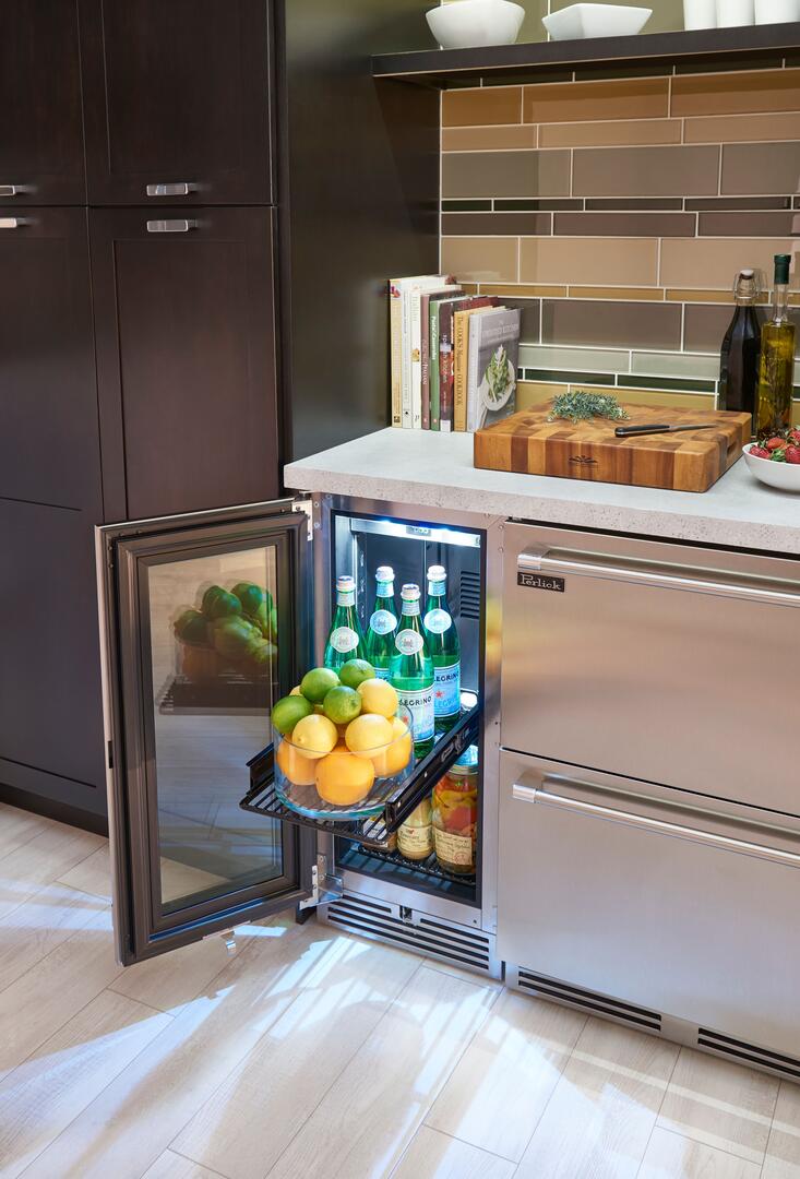 Perlick 15 inch Signature Series 2.8 cu.ft. Compact Refrigerator HP15RO-4-3 I Luxury Appliances Direct