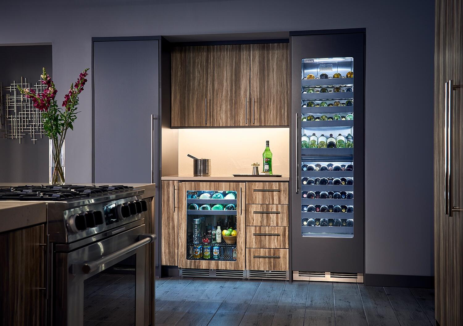 Perlick 24-Inch Built-In Single Zone Wine Cooler with 94 Bottle Capacity, Panel Ready, with Glass Window Opening, Star-K Certification CR24W-1-4 I Luxury Appliances Direct