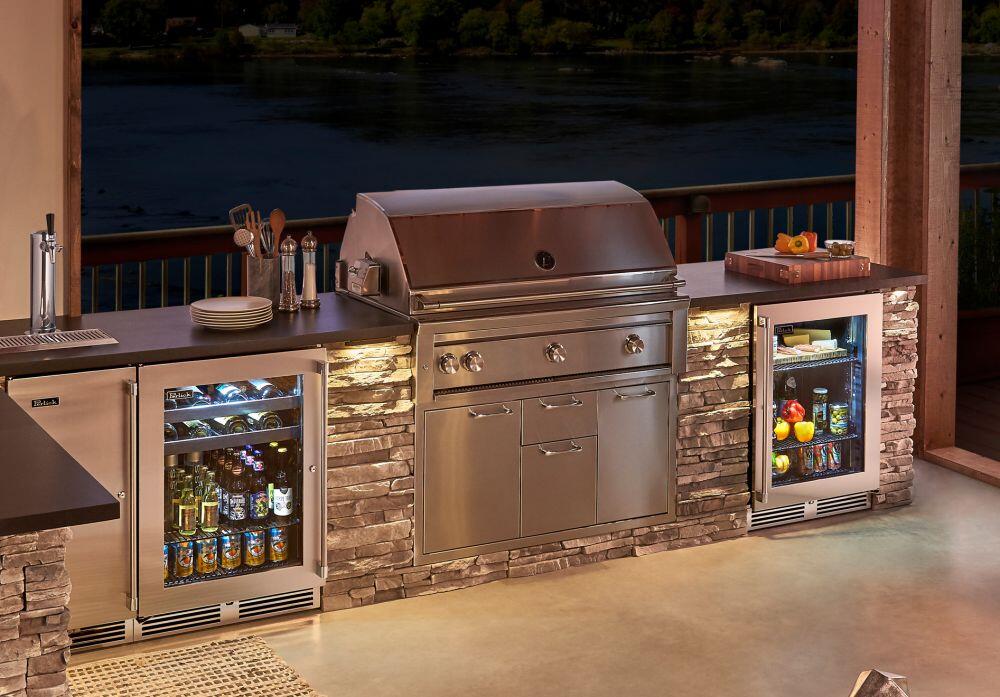 Perlick 24 inch Outdoor Built-In Compact Refrigerator HP24RM-4-3 I Luxury Appliances Direct