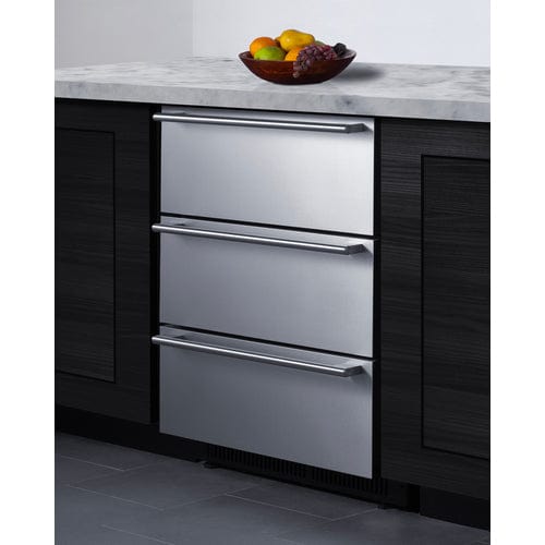 Summit 24"Built-In 3-Drawer Outdoor Refrigerator SP6DS3DOS