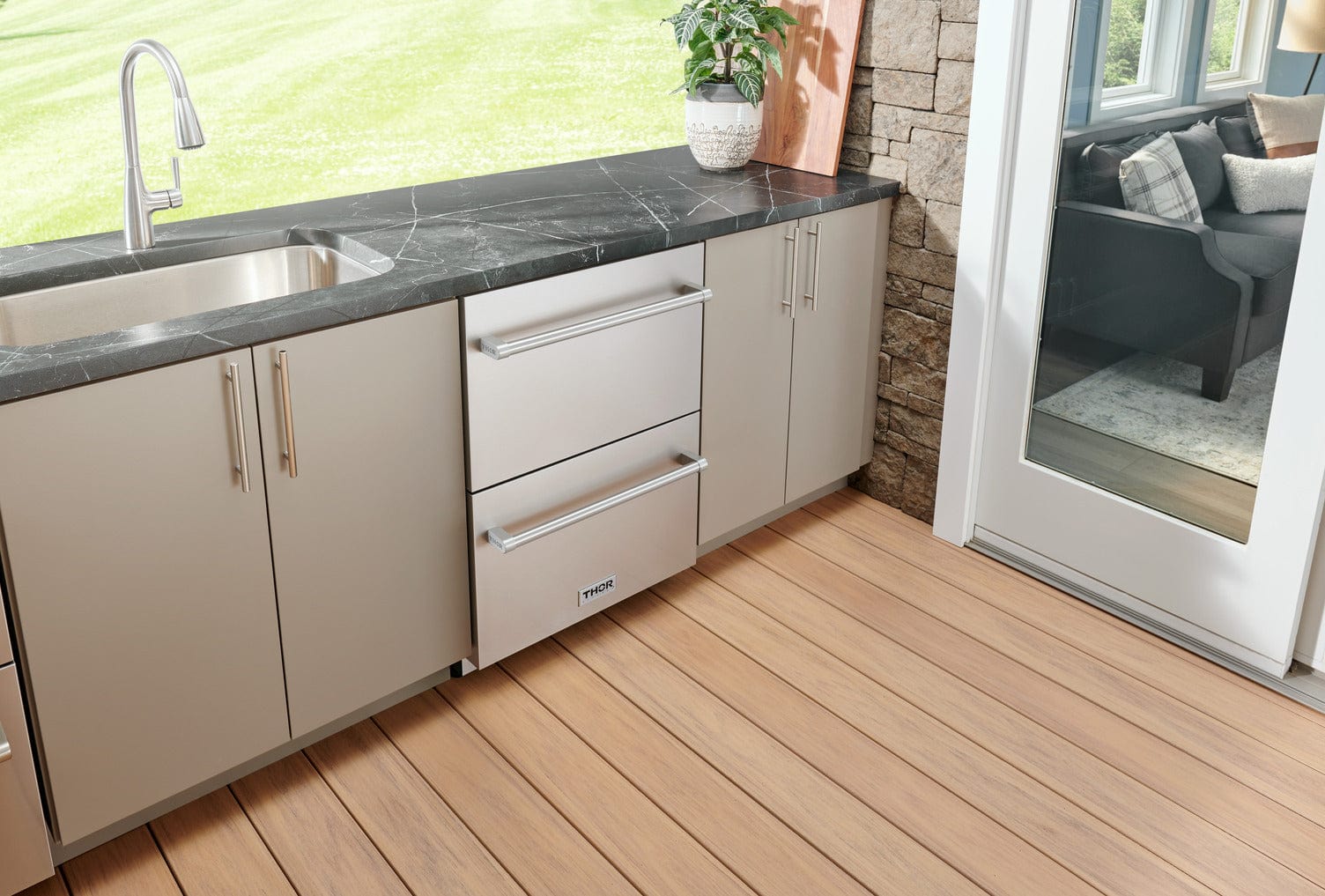 Thor Kitchen 24" 5.4 cu. ft. Indoor or Outdoor Refrigerator Drawer TRF24U I Luxury Appliances Direct