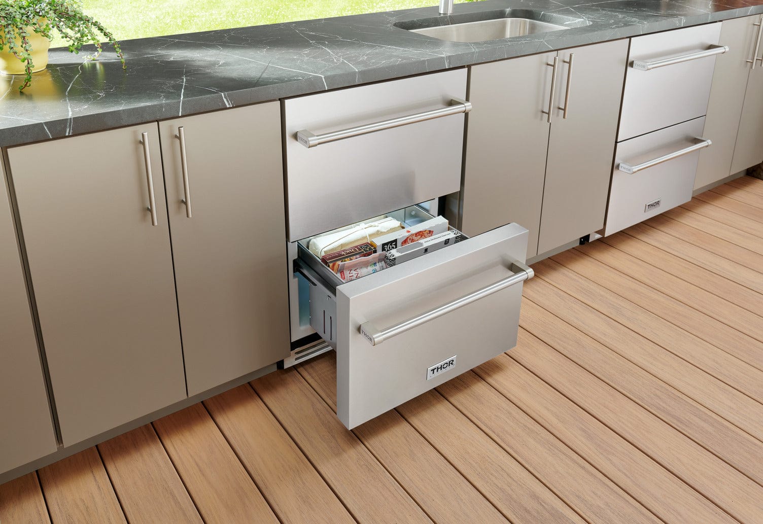 Thor Kitchen 24" Indoor or Outdoor Professional Freezer Drawer TRZ24U I Luxury Appliances Direct