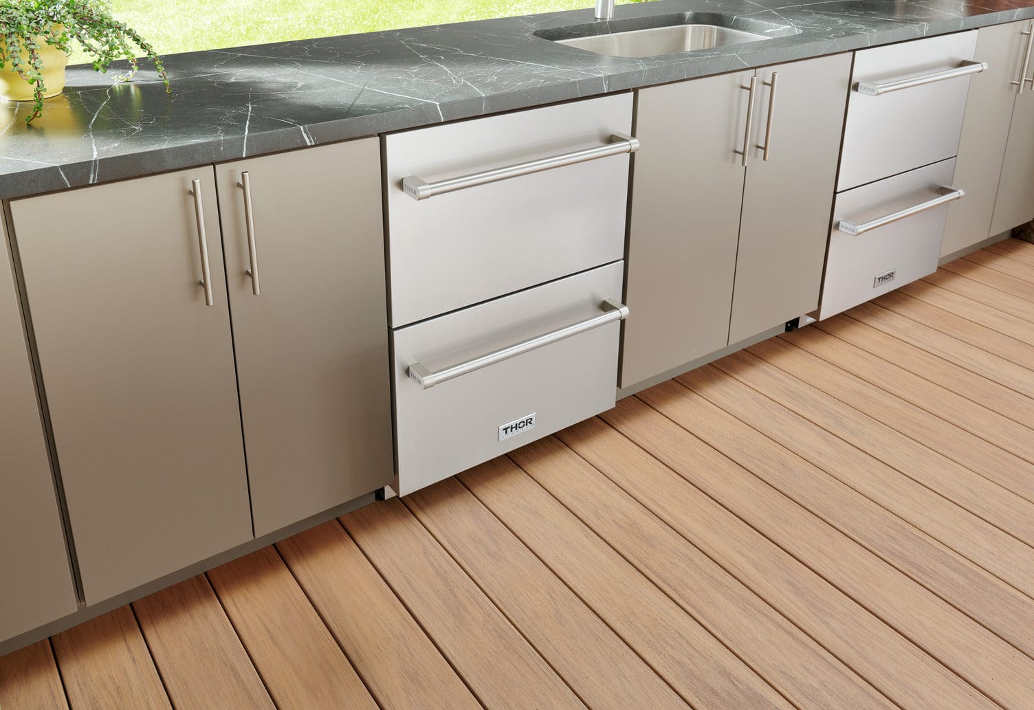 Thor Kitchen 24" Indoor or Outdoor Professional Freezer Drawer TRZ24U I Luxury Appliances Direct