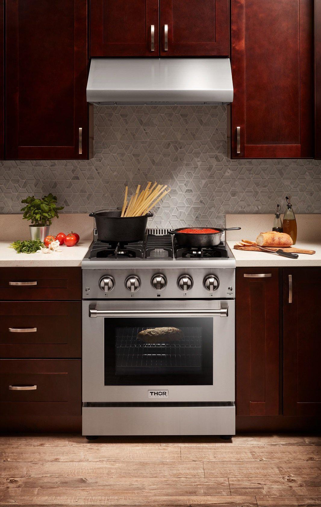 Thor Kitchen 30 in. 4.2 cu. ft. Professional Natural Gas Range in Stainless Steel HRG3080U I Luxury Appliances Direct