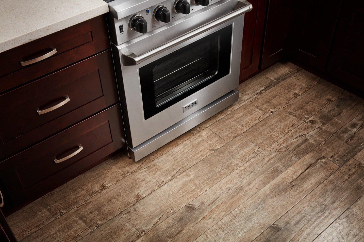 Thor Kitchen 36 in. 6.0 Cu. Ft Professional Natural Gas Range in Stainless Steel LRG3601U I Luxury Appliances Direct