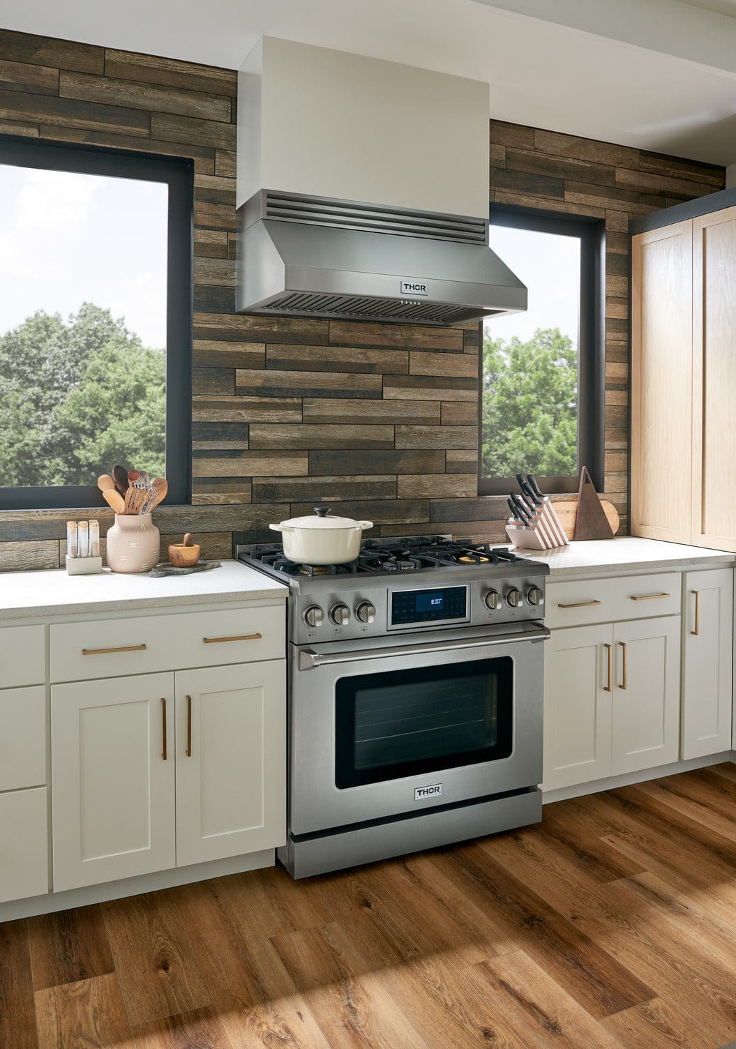 Thor Kitchen 36 Inch Air Fry and Self-Clean Professional Gas Range TRG3601 I Luxury Appliances Direct