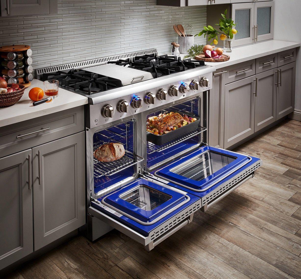 Thor Kitchen 48 in. 6.7 cu. ft. Professional Propane Gas Range in Stainless Steel HRG4808ULP I Luxury Appliances Direct