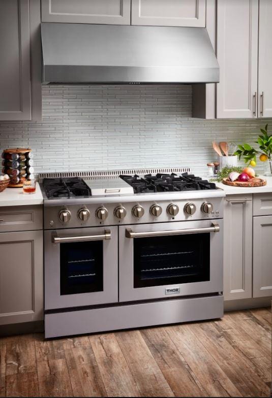 Thor Kitchen 48 in. 6.7 cu. ft. Professional Propane Gas Range in Stainless Steel HRG4808ULP I Luxury Appliances Direct
