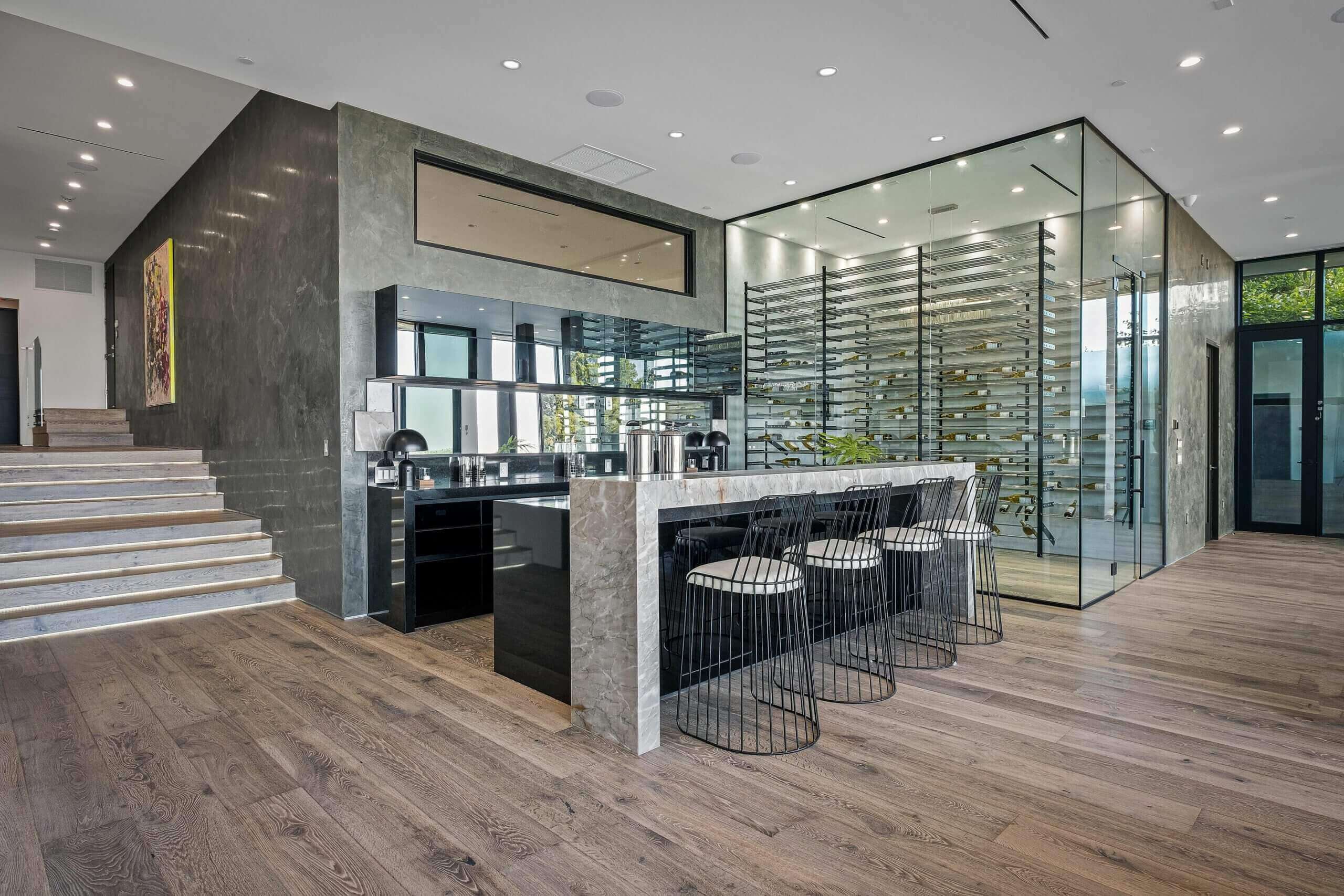 VintageView Evolution Wine Wall Post 10′ 3C Forward Wine Rack Kit 162 Bottles WW-FCP-KIT-12-K I Luxury Appliances Direct