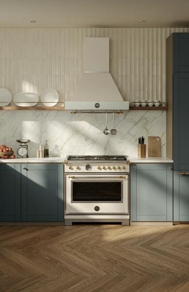 Bertazzoni Heritage Series 36 inch Gold Accent 6 Brass Burners Gas Ranges