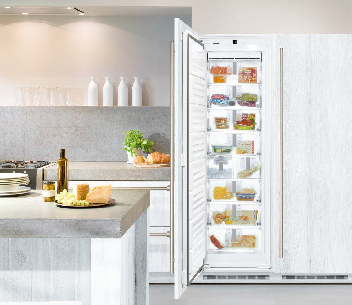 Liebherr 24" HF 861 Fully Integrated All-Freezer Freezers HF 861 Luxury Appliances Direct