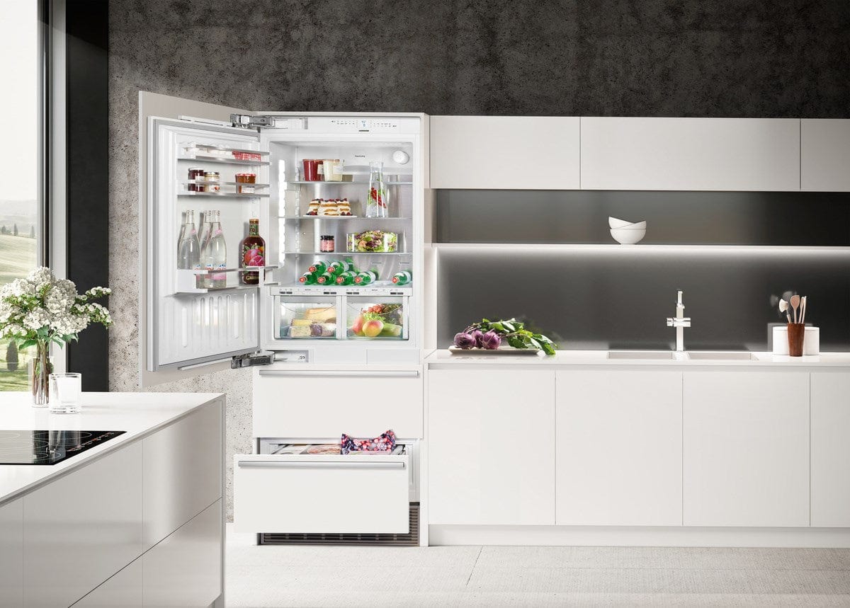 Liebherr 30" Fully Integrated Left-Single Door All-in Fridge-Freezer HCB 1581 Refrigerators HCB 1581 Luxury Appliances Direct