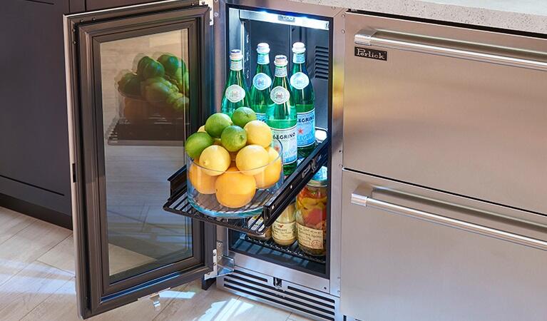 Perlick 15 inch Signature Series 2.8 cu.ft. Compact Refrigerator HP15RO-4-3 Refrigerators Luxury Appliances Direct