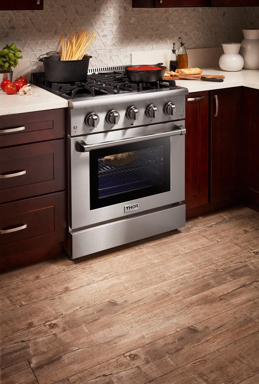 Thor Kitchen 30 in. 4.2 cu. ft. Professional Natural Gas Range in Stainless Steel HRG3080U I Luxury Appliances Direct